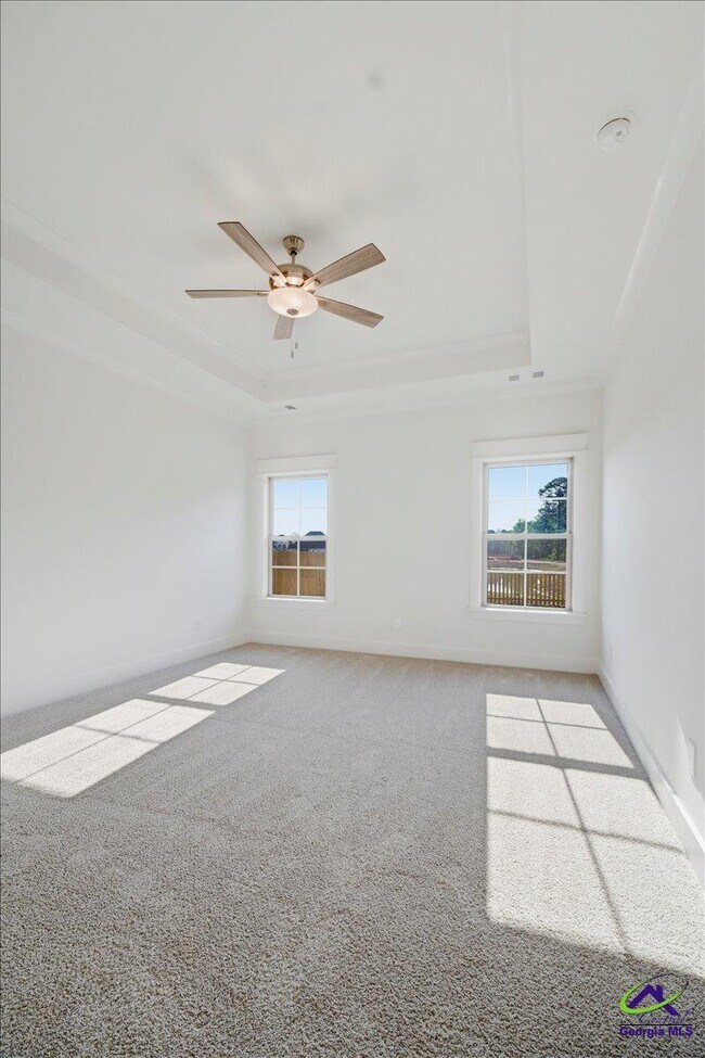 Building Photo - 307 Willowbrook Ln