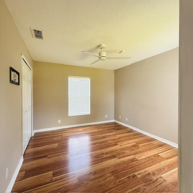 Building Photo - 170 SW Christmas Terrace