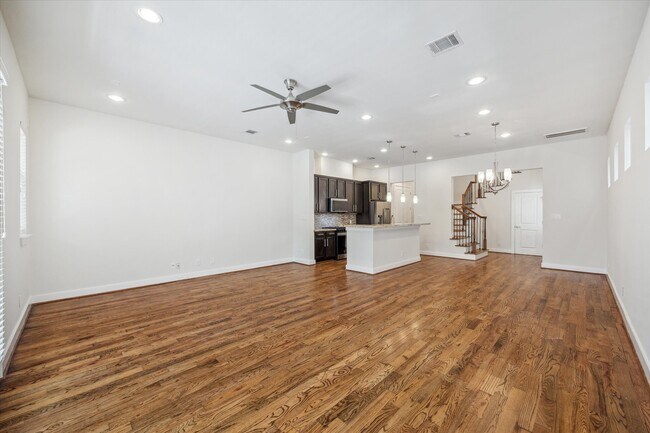 Building Photo - 4409 Schuler St