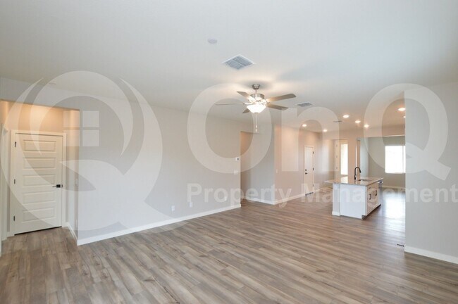 Building Photo - 9087 N 114th Ln