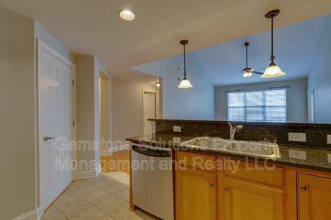 Building Photo - 3201 Aspen Grove Dr
