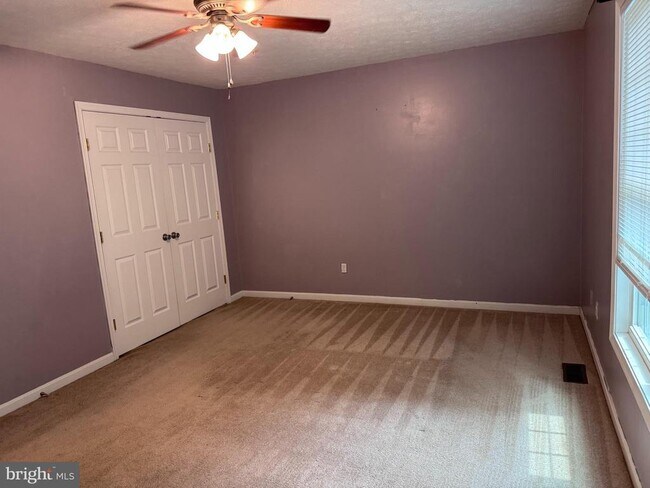 Building Photo - 23047 Gunston Dr