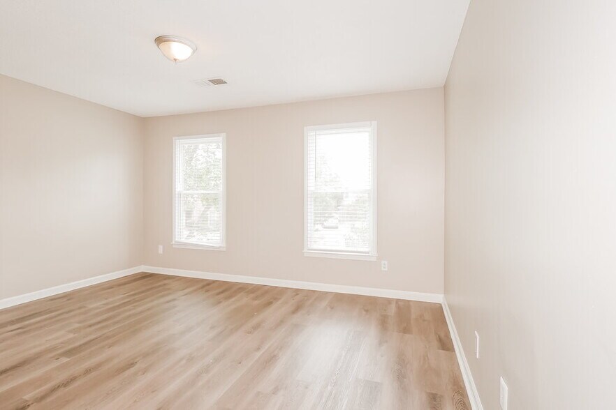 Building Photo - 1776 Lichfield Ct