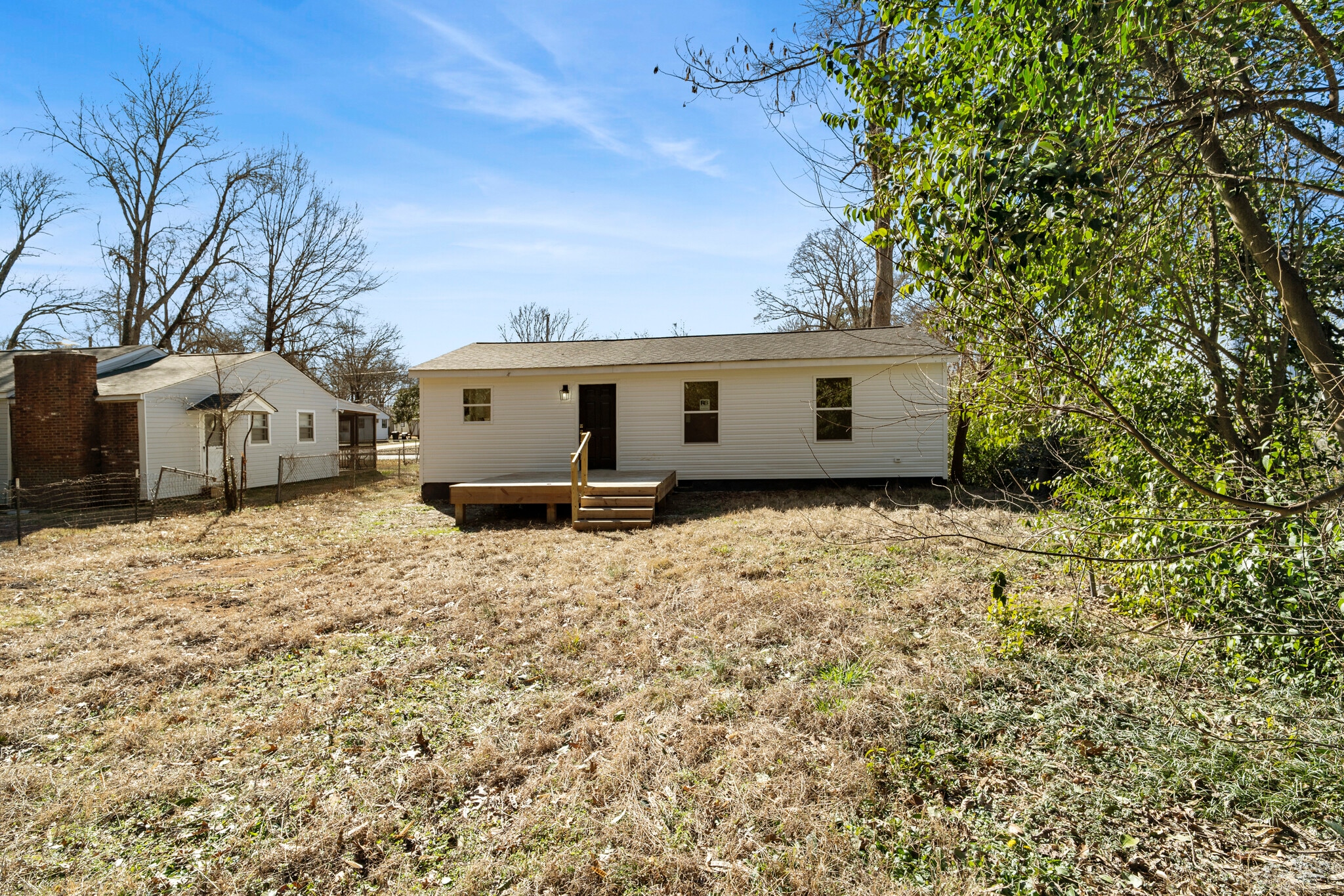 Building Photo - 721 Stonewall Ct