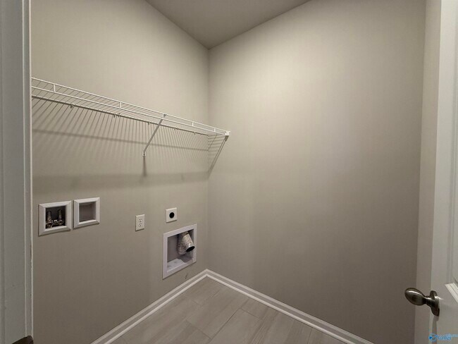 Building Photo - 116 River Haven Dr