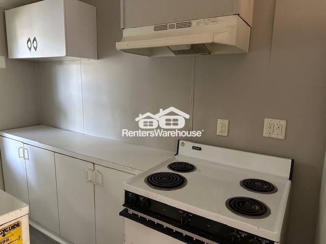 Building Photo - 460 Carvel Beach Rd