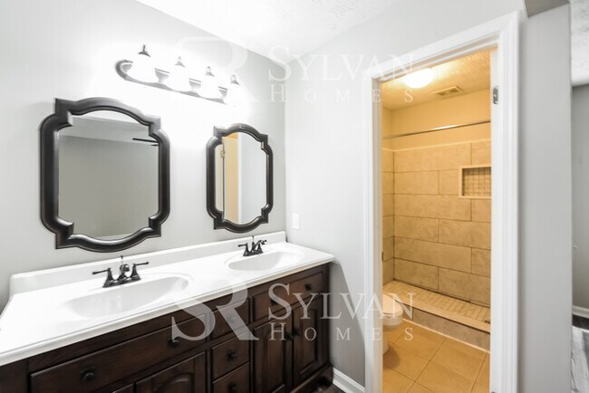 Building Photo - This lovely home is ready for your personal touch!