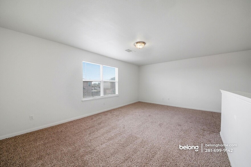 Building Photo - 2006 Quiet Palm Ln