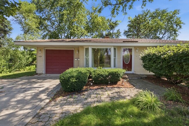 Building Photo - 1624 W Weathersfield Way