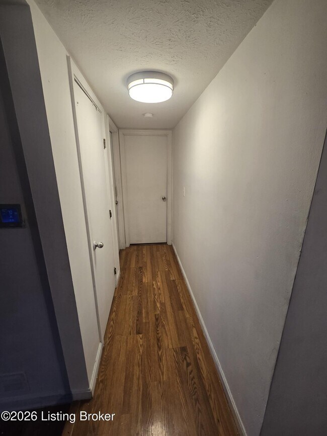 Building Photo - 6913 Beard Ct