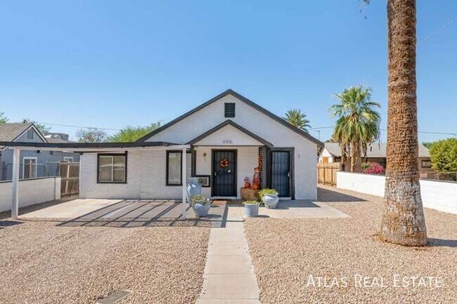 Building Photo - 8816 N 6th Pl