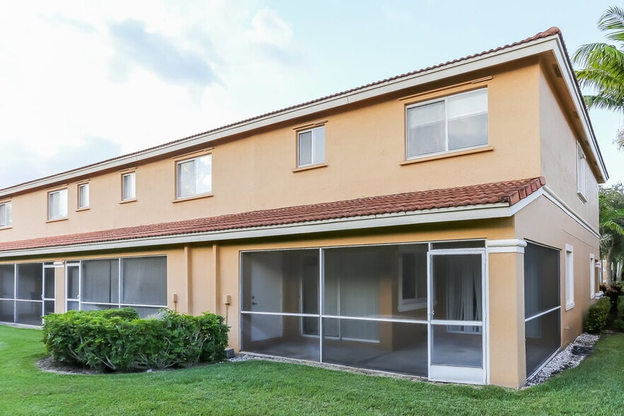 Building Photo - 6168 Whalton St