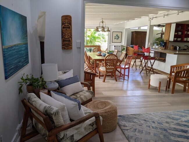 View from sitting area to dining - 426 Ilimano St