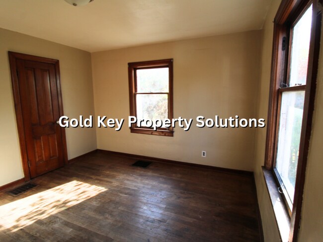 Building Photo - Limestone 2 BR 1 BA House with Basement an...