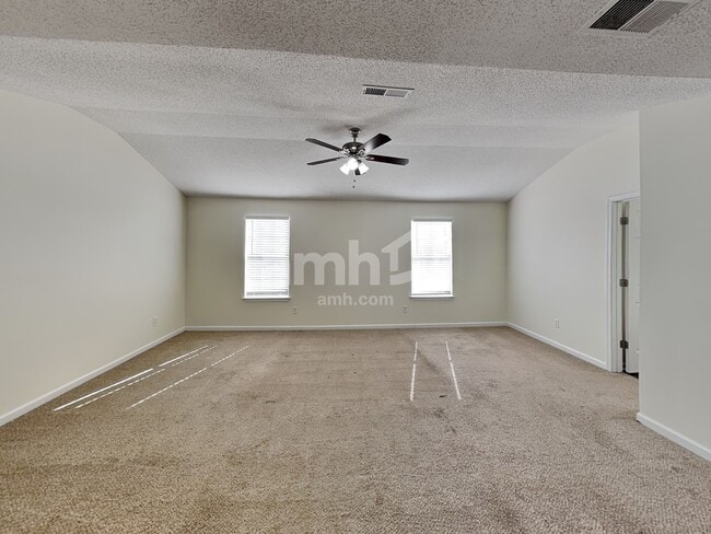 Building Photo - 3232 Spring Mesa Dr SW