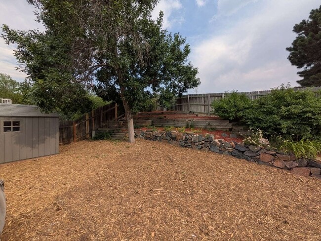Building Photo - 2128 Beacham Dr