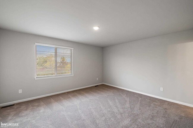 Building Photo - 51410 Tides Dr