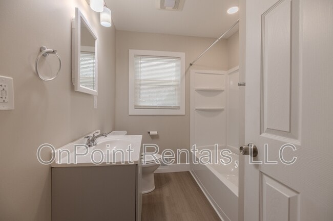 Building Photo - 12217 Columbia St