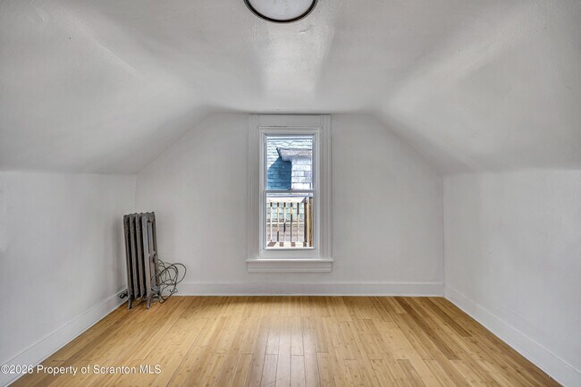 Building Photo - 1149 Luzerne St