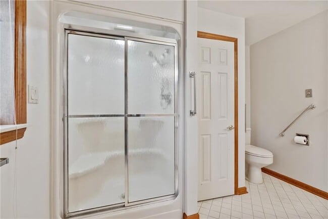 Building Photo - 1301 Grandview Ave