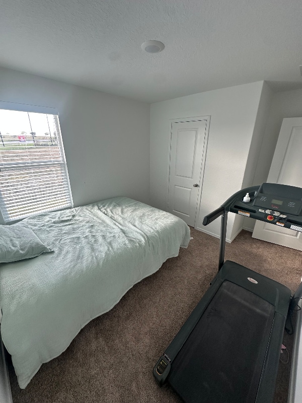 Building Photo - 1713 Knoll Rdg