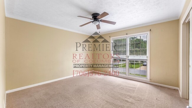 Building Photo - 3853 Rockdale Dr