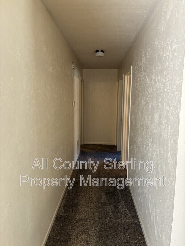 Building Photo - 4501 SW 71st Terrace