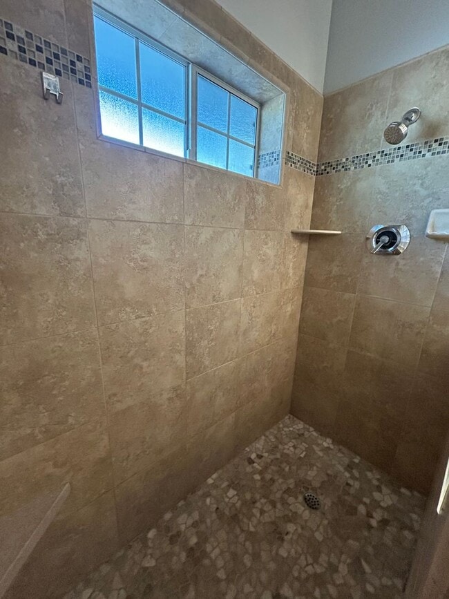 Building Photo - Introducing Your Dream Home:  A perfect blend of comfort and convenience!