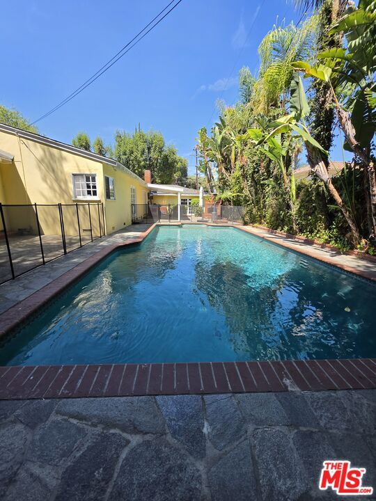 Building Photo - 22814 Dolorosa St