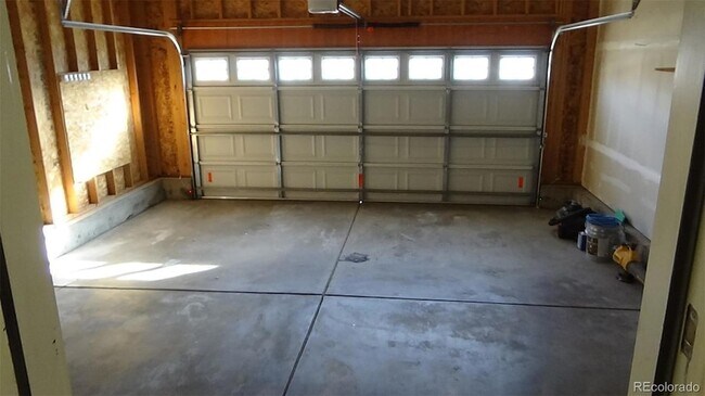 Building Photo - 6739 Summer Grace St