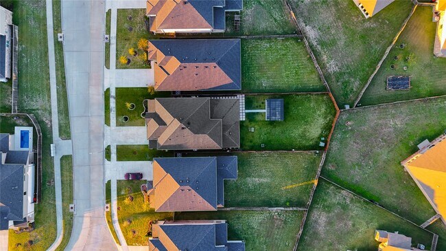 Building Photo - 3223 Cripple Creek Dr