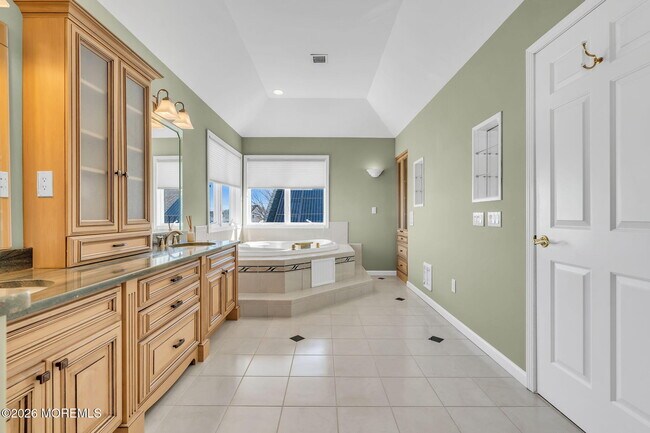 Building Photo - 3110 Windsor Ave