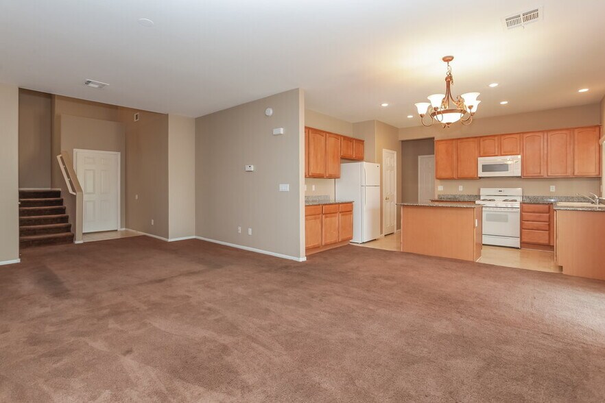 Building Photo - 3309 Catherine Mermet Ave