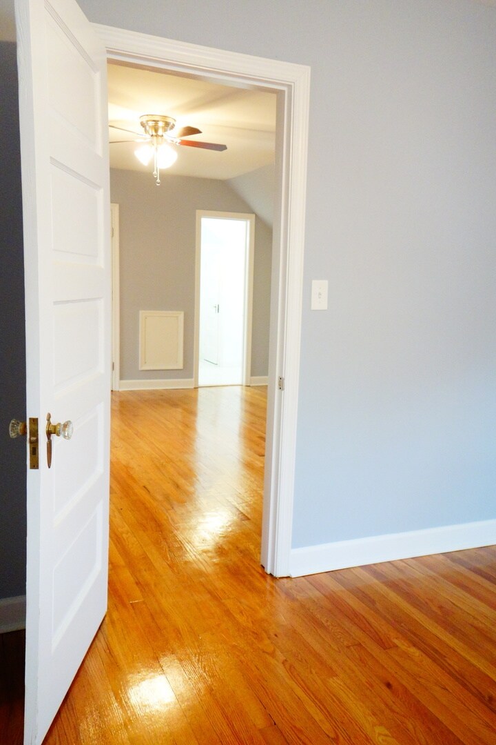 Building Photo - 807 Kennebec Ave