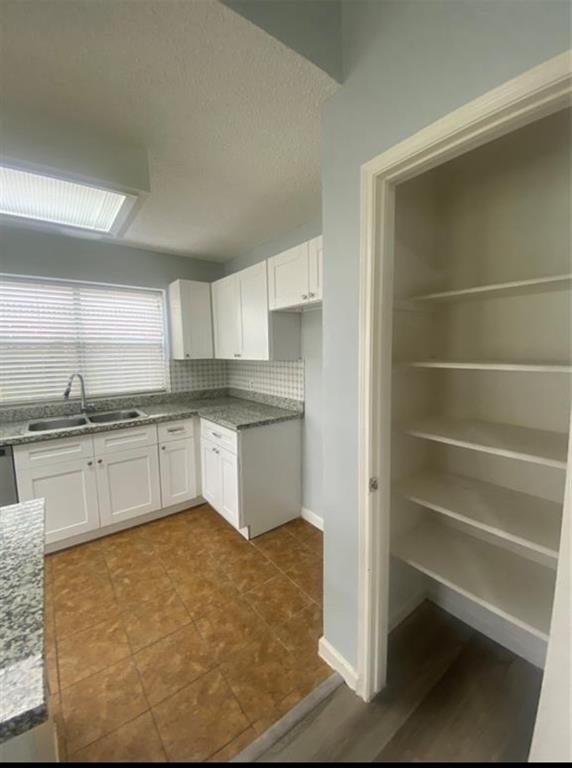 Building Photo - 13206 Terralyn Way