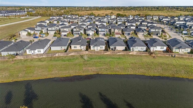 Building Photo - 12512 Newport Arch Ln