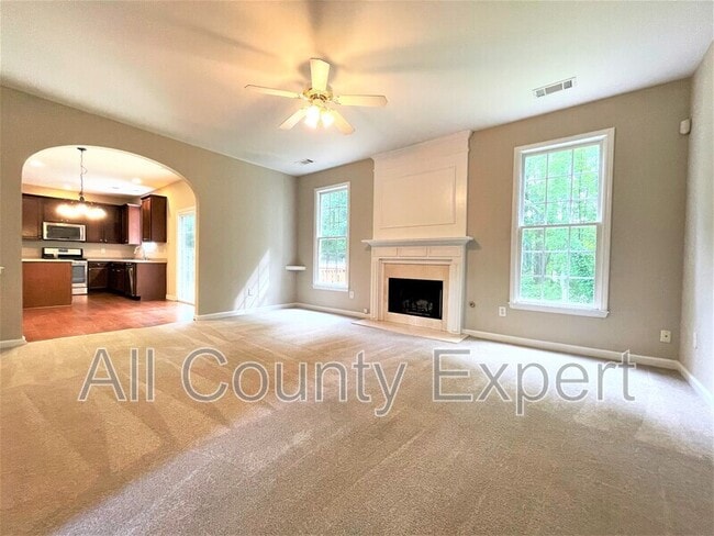 Building Photo - 3045 Spring Field Ct