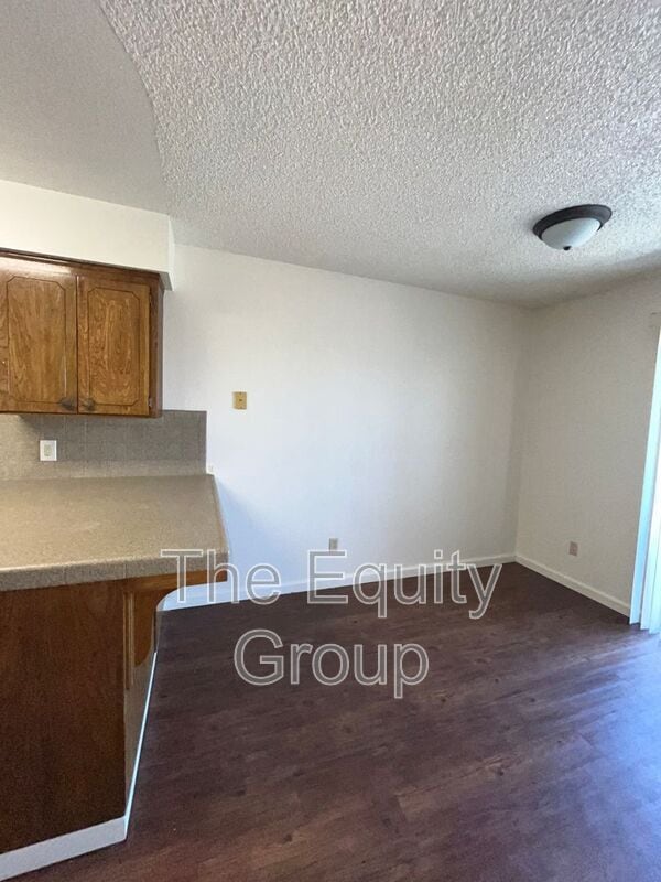 Building Photo - 1881 Emma Lee Ln