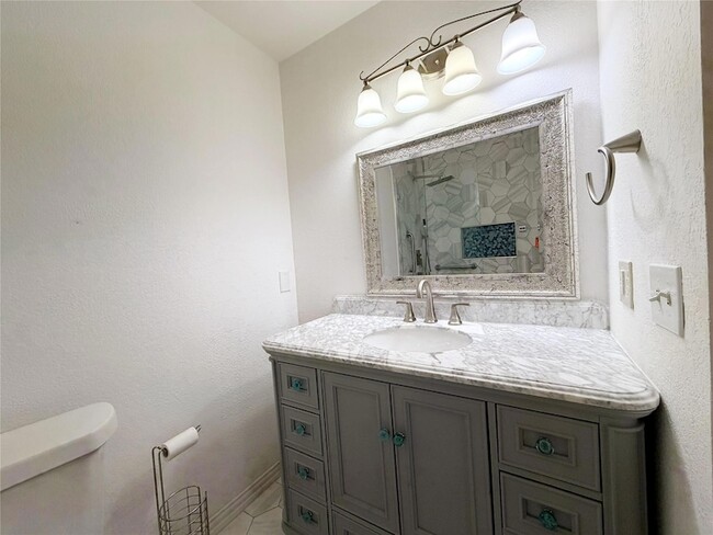 Building Photo - 2224 Coats Cir