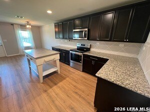 Building Photo - 12037 Silver Lgt