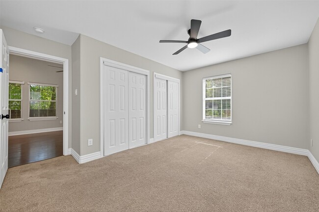 Building Photo - 2509 Moreau St