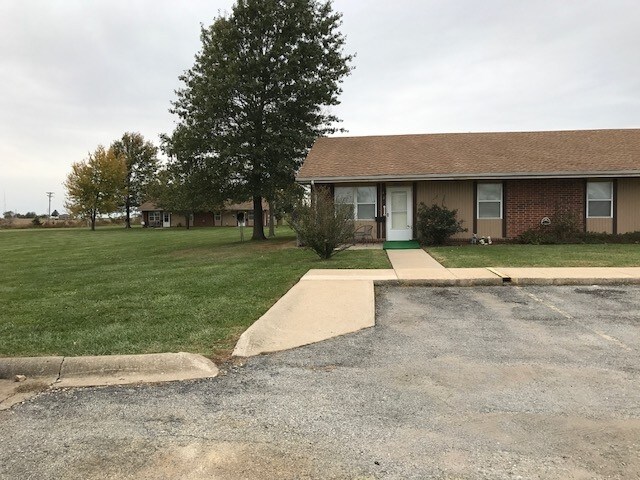 Building Photo - Virginia Manor Apartments Of Holden