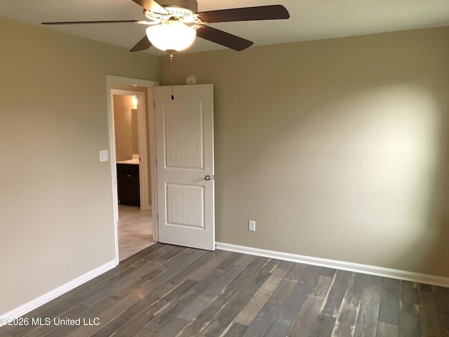 Building Photo - 1126 River Wood Creek W