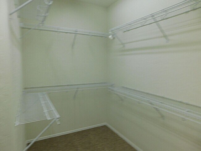 Building Photo - GORGEOUS HOME IN SUN CITY ALIANTE*AGE RESTRICTED COMMUNITY*3 LARGE BEDROOMS*OPEN FLOORPLAN*