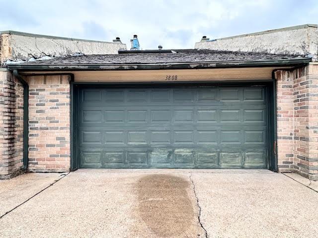 Building Photo - 3808 Landmark Dr
