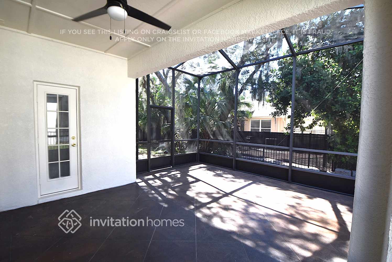 Building Photo - 15454 Martinmeadow Dr