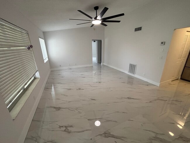 Building Photo - 4969 Sable Pine Cir