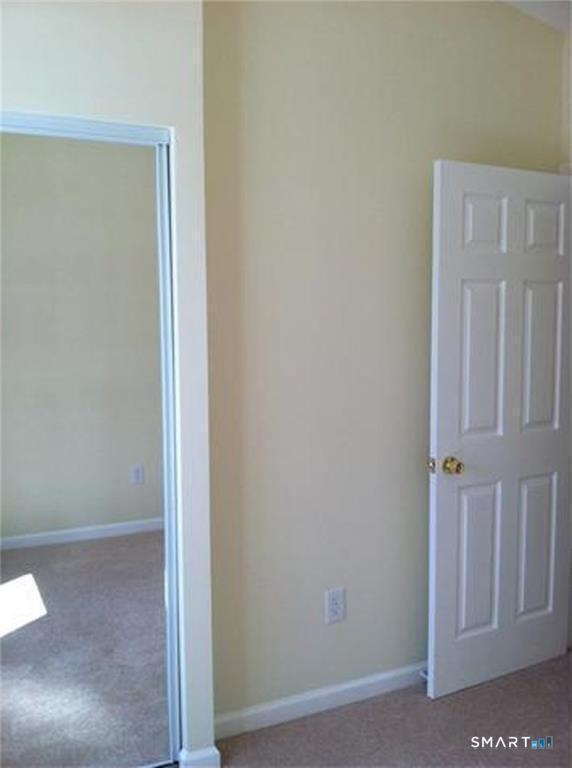 Building Photo - 33 Inverness Ln