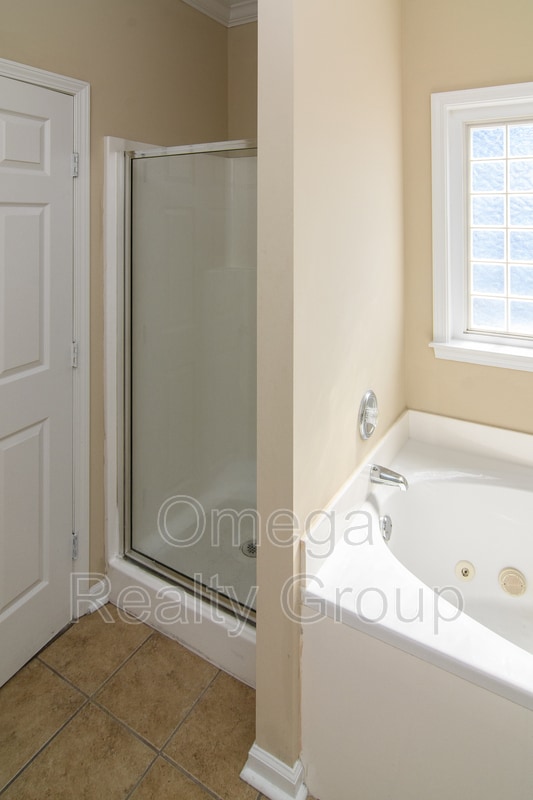 Building Photo - 503 Enclave Cir