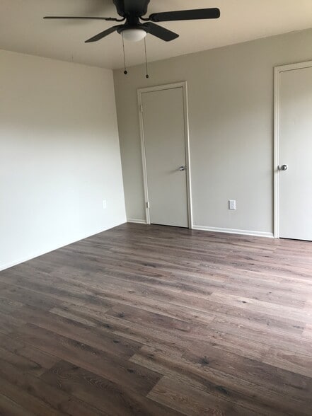 Building Photo - 5122 Blair Ln